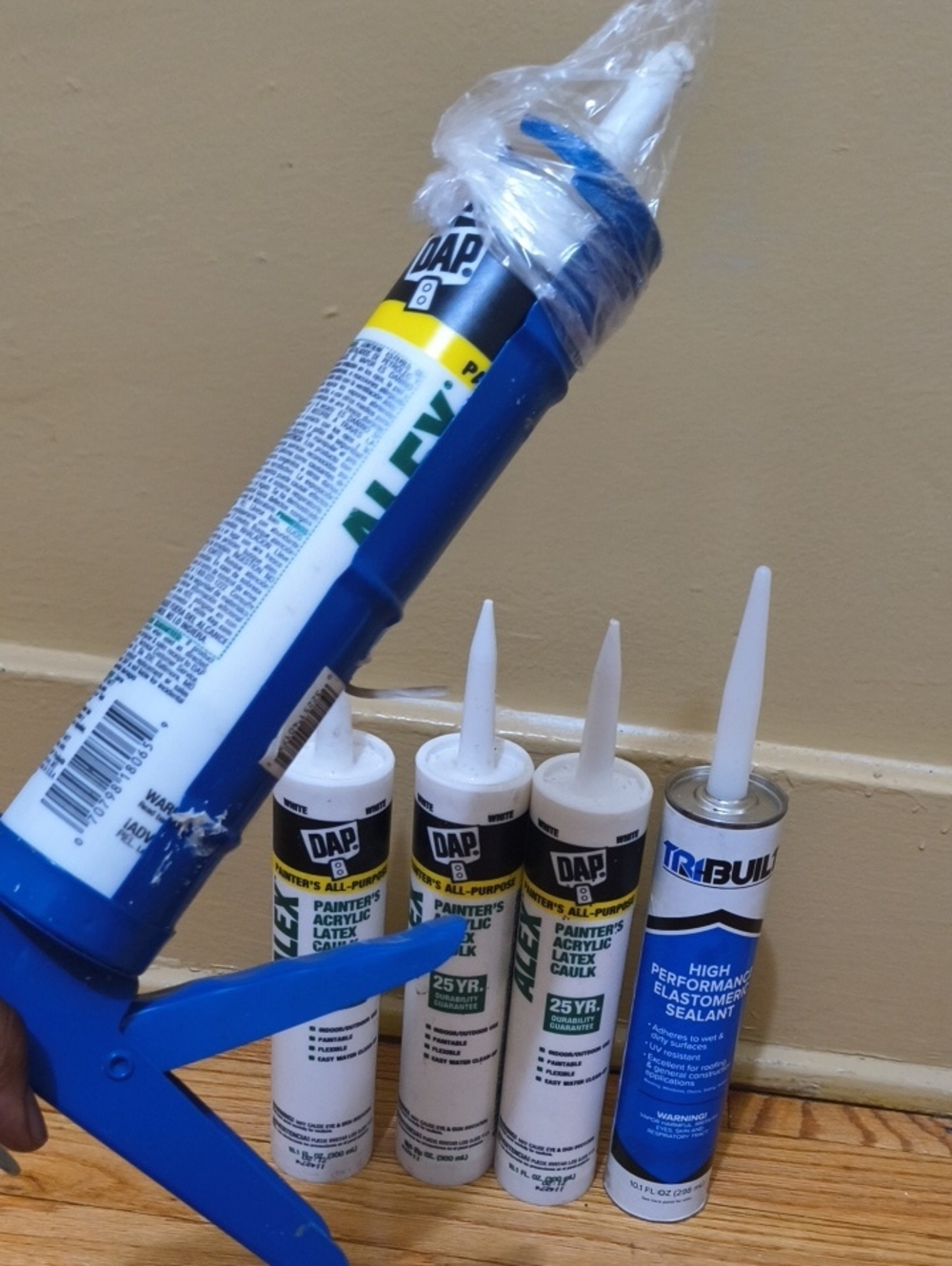 DAP Painter's Acrylic Latex Caulk + Tri-Build Sealant Bundle - White